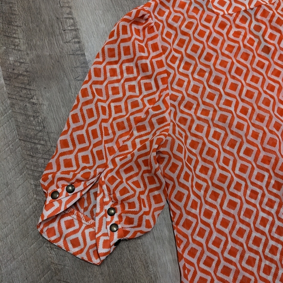 41 Hawthorn Orange and White Sheer Top Elbow Length - Picture 14 of 15